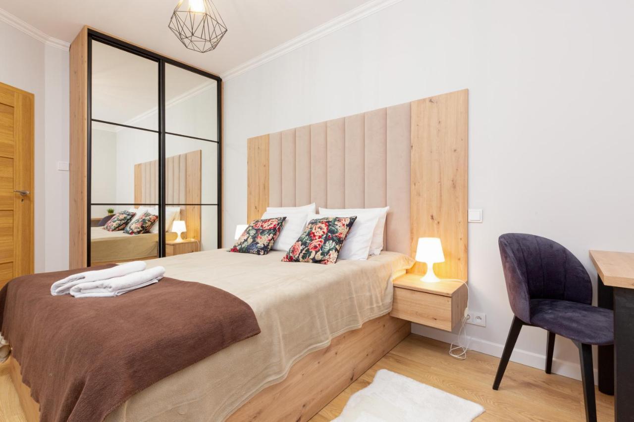 Apartments Arsenal Warsaw City Center By Noclegi Renters Exteriör bild